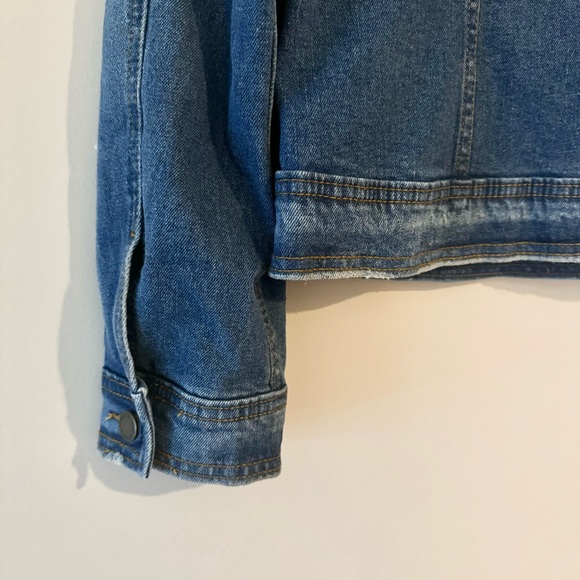 Universal Thread Jean Jacket - Medium Wash - Picture 7 of 7